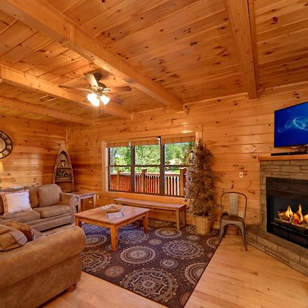 Misty Mountain Lodge Holiday Home Гатлінбург Екстер'єр фото